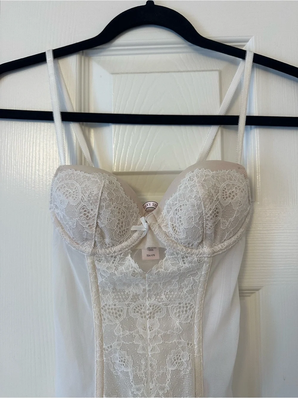 Victoria's Secret Cream Lace Bustier Camisole - Picture 2 of 5